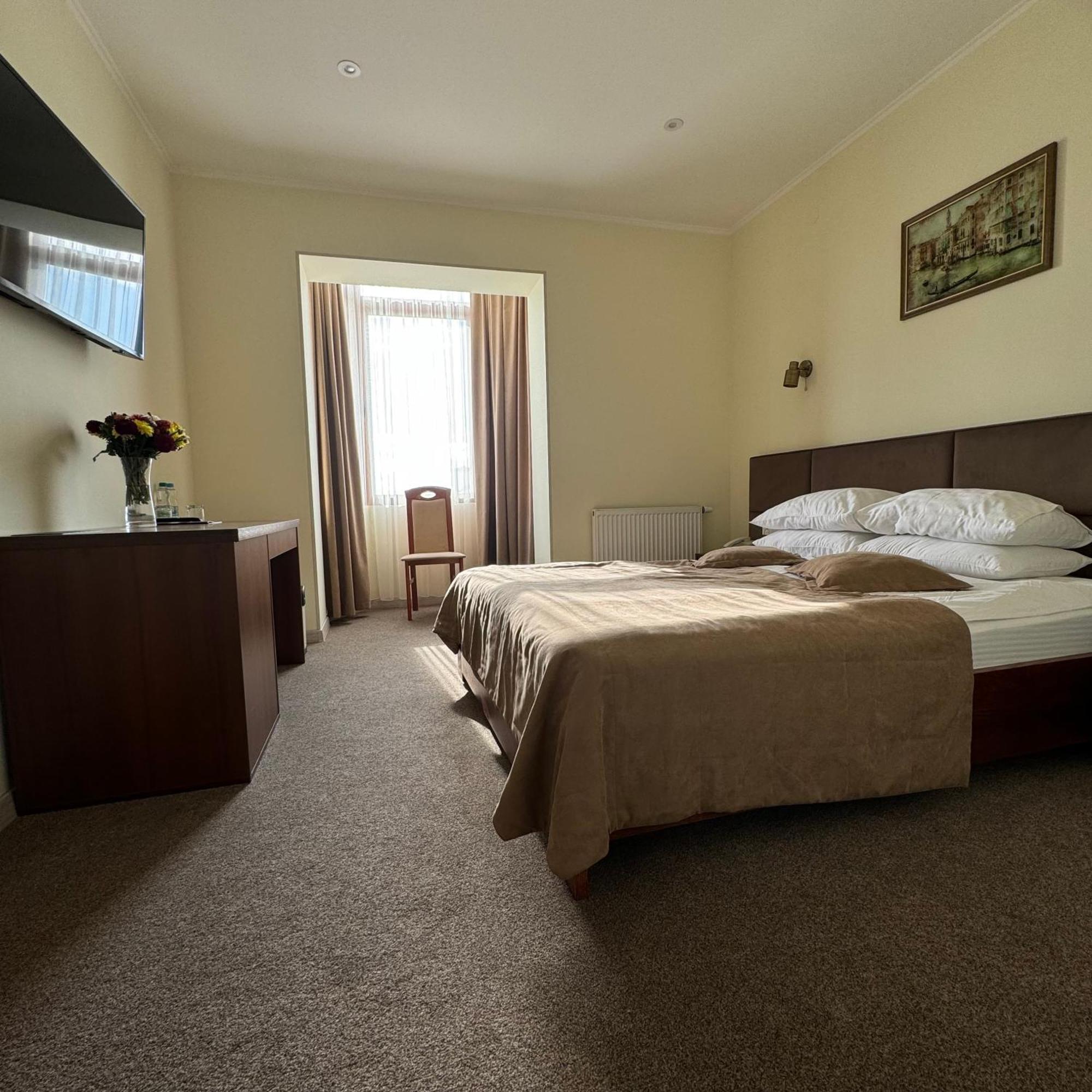 Hotel Kopa - Lviv Eksteriør billede